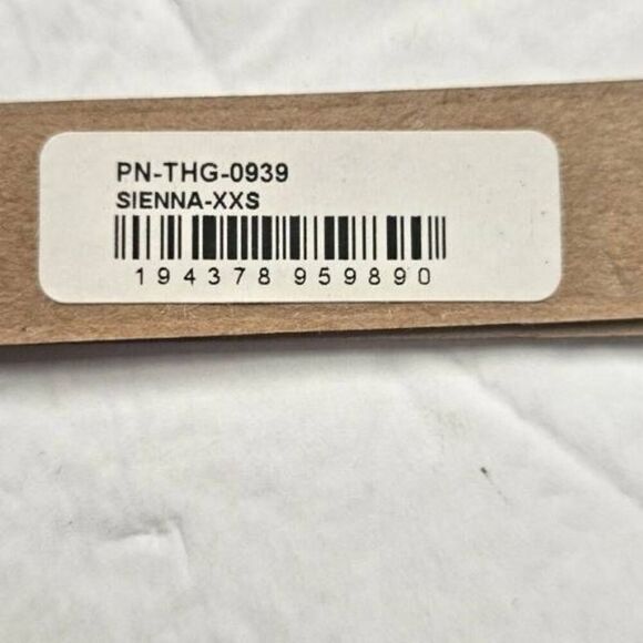 SKIMS FLOCKED LOGO PANTY NWT - Picture 4 of 9